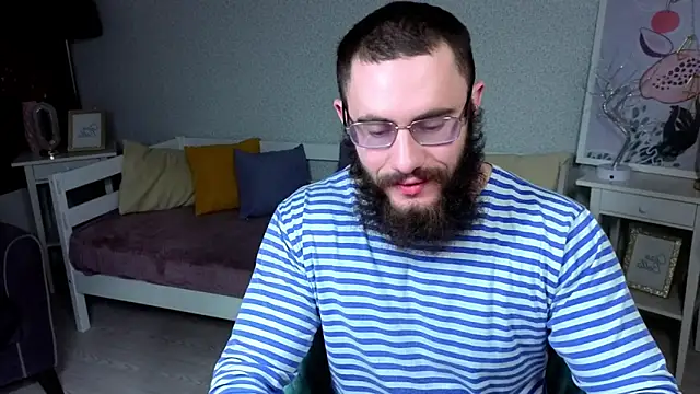 Snapshot of Ant_Power chatting on April 28, 2026, 7:41 pm Ant Power online show from April 28, 2026, 7:41 pm
