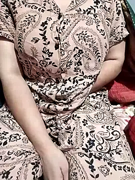 hottyrose69 online show from March 30, 2026, 12:00 am