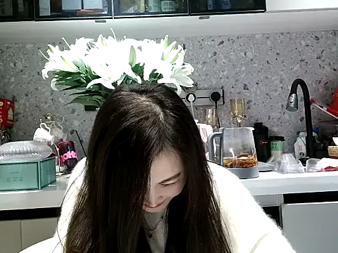 Snapshot of Monica8810 chatting on December 16, 2025, 5:07 pm Monica8810 online show from December 16, 2025, 5:07 pm