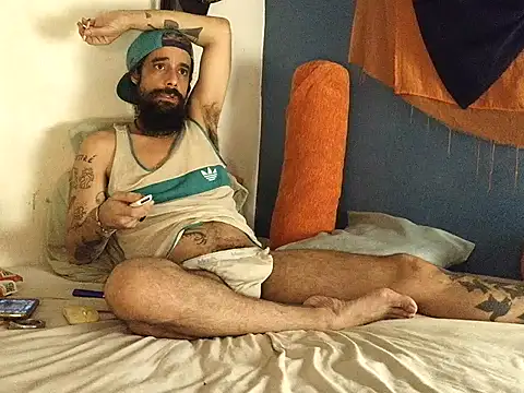 Snapshot of ooproprio chatting on May 15, 2026, 3:02 am ooproprio online show from May 15, 2026, 3:02 am