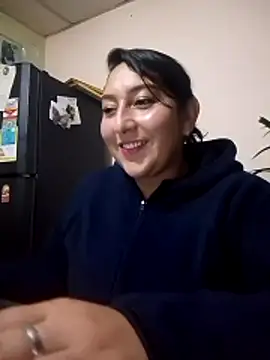 Snapshot of Valeria_montana_ chatting on May 7, 2026, 12:49 am Valeria montana online show from May 7, 2026, 12:49 am