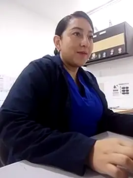 Snapshot of Valeria_montana_ chatting on May 22, 2026, 11:38 am Valeria montana online show from May 22, 2026, 11:38 am
