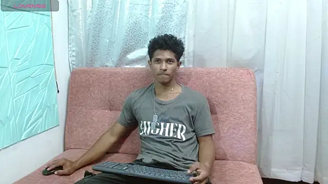 Snapshot of nasty_joel chatting on December 17, 2025, 2:34 pm nasty joel online show from December 17, 2025, 2:34 pm