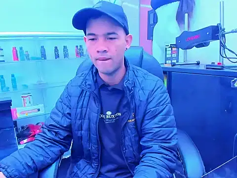 Snapshot of SweeXioji chatting on January 7, 2026, 12:18 pm SweeXioji online show from January 7, 2026, 12:18 pm