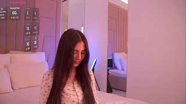 Snapshot of LisaDeviss chatting on March 2, 2026, 12:45 pm LisaDeviss online show from March 2, 2026, 12:45 pm