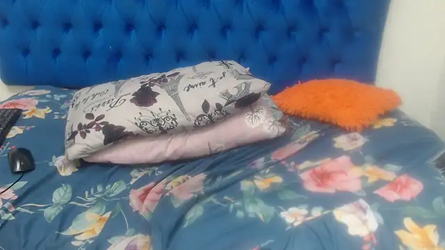 SweetdelightXXXX online show from February 27, 2026, 8:31 pm