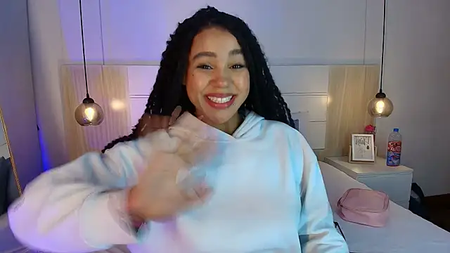 Snapshot of tamara_walter chatting on December 13, 2025, 7:53 pm tamara walter online show from December 13, 2025, 7:53 pm