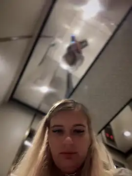 Snapshot of Betsy chatting on December 24, 2024, 5:27 am Betsy online show from December 24, 2024, 5:27 am