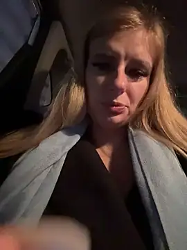 Snapshot of Betsy chatting on January 13, 2026, 4:45 pm Betsy online show from January 13, 2026, 4:45 pm