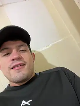 williamsmiiths16 online show from January 14, 2026, 3:34 am