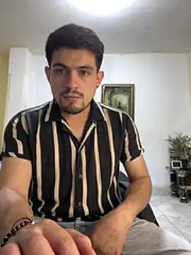 williamsmiiths16 online show from February 14, 2026, 4:42 am