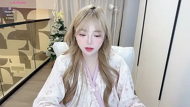 Snapshot of Star-XinX chatting on March 8, 2026, 10:41 am Star-XinX online show from March 8, 2026, 10:41 am