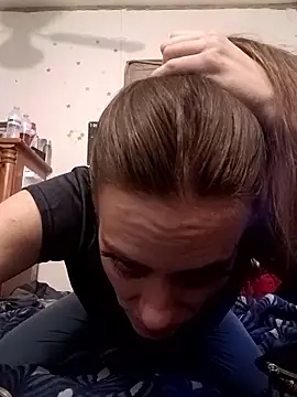 snowbird1117 online show from January 13, 2026, 6:13 pm