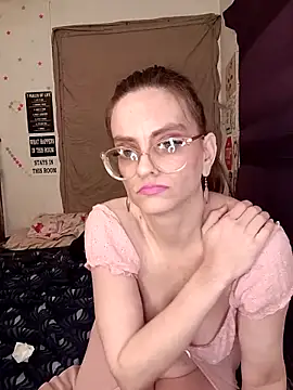 snowbird1117 online show from February 13, 2026, 11:28 am