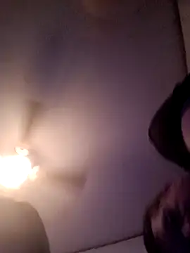 snowbird1117 online show from April 11, 2026, 2:43 pm