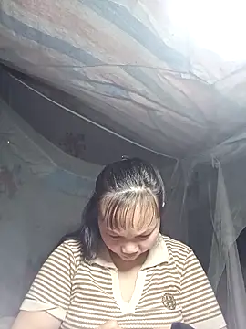 ava-dellght online show from December 14, 2025, 1:44 am