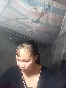 ava-dellght online show from December 16, 2025, 9:47 am