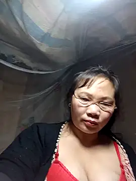 ava-dellght online show from December 21, 2025, 3:41 pm