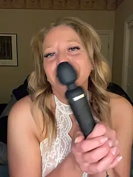 MissyLovelace online show from April 9, 2026, 11:04 am