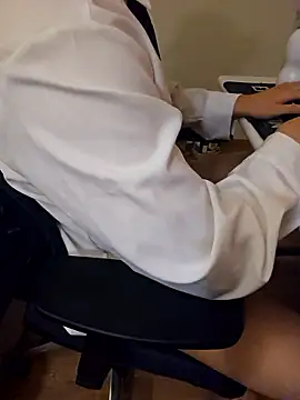 Snapshot of ttkk12132 chatting on December 15, 2025, 1:37 pm ttkk12132 online show from December 15, 2025, 1:37 pm