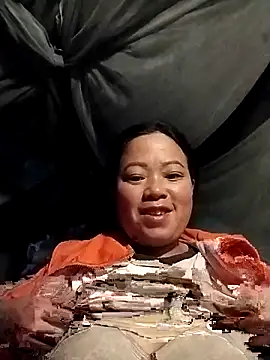 Snapshot of AlilaK2 chatting on December 3, 2025, 9:24 pm AlilaK2 online show from December 3, 2025, 9:24 pm