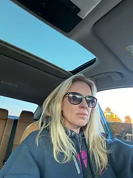 sinfulsara online show from February 13, 2026, 10:39 pm