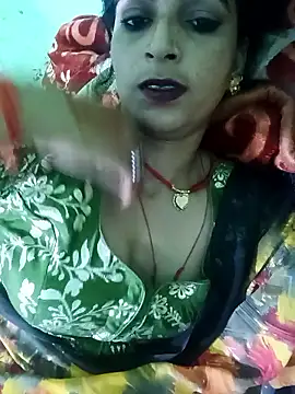 Snapshot of Big_soniya55A chatting on April 18, 2026, 5:55 am Big soniya55A online show from April 18, 2026, 5:55 am