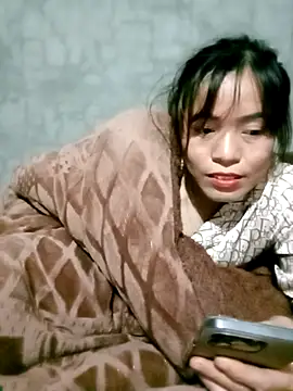 Snapshot of betty_wang chatting on December 15, 2025, 12:42 pm betty wang online show from December 15, 2025, 12:42 pm