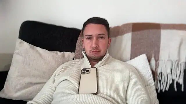 Snapshot of dirtyanal23 chatting on December 5, 2025, 2:03 pm dirtyanal23 online show from December 5, 2025, 2:03 pm