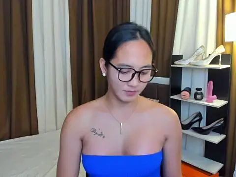 Snapshot of BigCockJannahGray chatting on December 14, 2025, 4:56 pm BigCockJannahGray online show from December 14, 2025, 4:56 pm