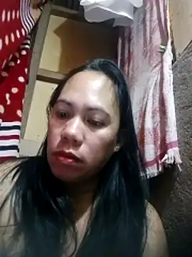 Snapshot of sweet_candy52 chatting on December 5, 2025, 7:43 pm sweet candy52 online show from December 5, 2025, 7:43 pm