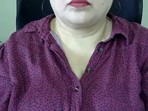 Snapshot of Soniya_Sha chatting on May 16, 2026, 8:33 am Soniya Sha online show from May 16, 2026, 8:33 am