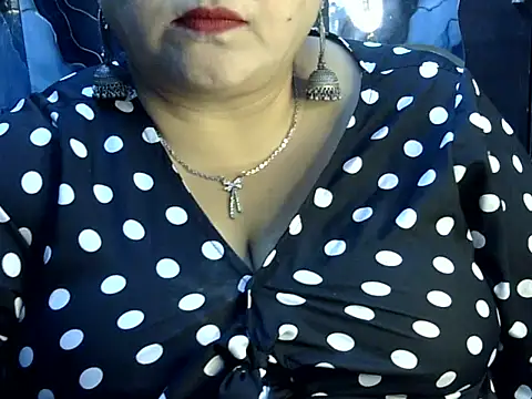 Snapshot of Soniya_Sha chatting on July 6, 2026, 7:49 am Soniya Sha online show from July 6, 2026, 7:49 am