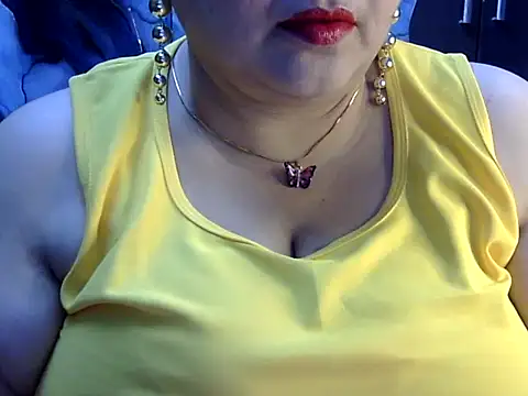 Snapshot of Soniya_Sha chatting on August 6, 2026, 2:08 pm Soniya Sha online show from August 6, 2026, 2:08 pm