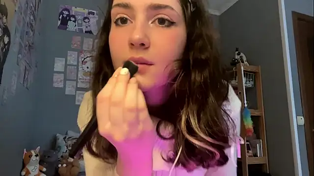 Snapshot of UnaskedGod chatting on December 4, 2025, 11:08 am UnaskedGod online show from December 4, 2025, 11:08 am