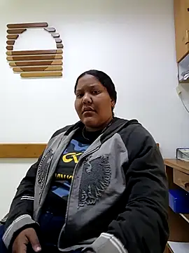 VaneandRossy online show from February 16, 2026, 12:12 pm