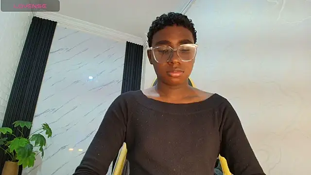 teylor lovee online show from February 12, 2026, 8:48 pm