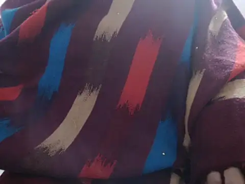 Snapshot of KhubsuratHaasina chatting on December 17, 2025, 1:50 pm KhubsuratHaasina online show from December 17, 2025, 1:50 pm