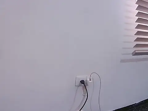 Fernanda andrew online show from February 23, 2026, 5:21 pm