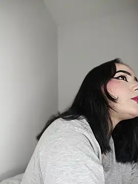 tiffanybrowm online show from March 25, 2026, 5:02 am