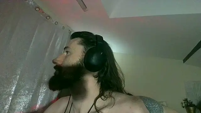 Snapshot of slavinicum chatting on December 3, 2025, 9:57 pm slavinicum online show from December 3, 2025, 9:57 pm