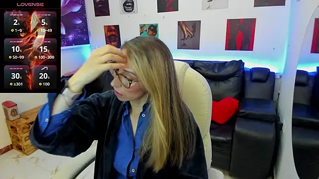 Snapshot of Scarlett_079 chatting on March 3, 2026, 11:49 am Scarlett 079 online show from March 3, 2026, 11:49 am