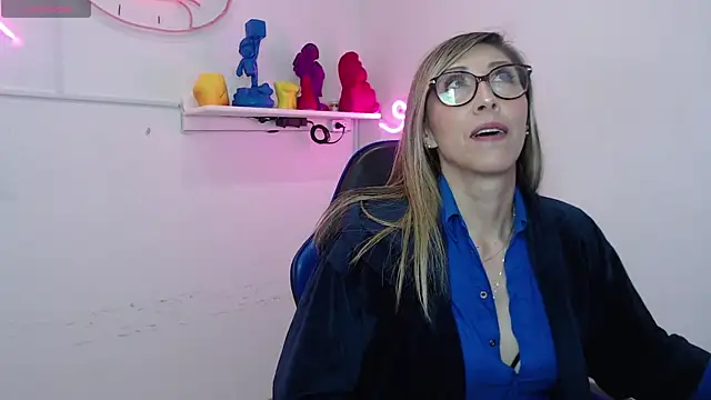 Snapshot of Scarlett_079 chatting on March 29, 2026, 11:54 am Scarlett 079 online show from March 29, 2026, 11:54 am