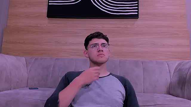 big  friends online show from March 2, 2026, 8:04 pm