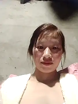 Snapshot of Meyyy09 chatting on December 5, 2025, 4:14 pm Meyyy09 online show from December 5, 2025, 4:14 pm