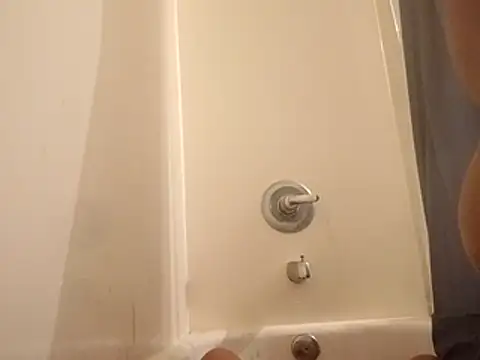 moneytalk516 online show from April 2, 2026, 12:03 pm