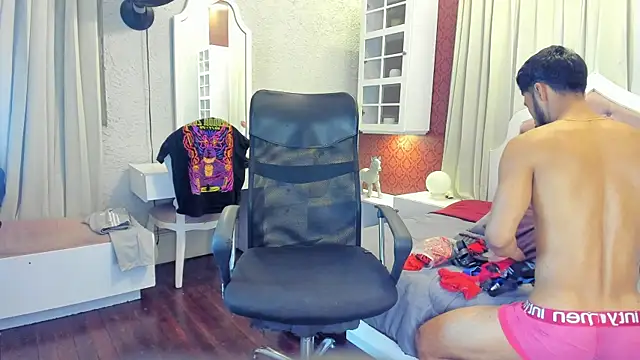 Snapshot of logan_mercer chatting on December 14, 2025, 3:12 am logan mercer online show from December 14, 2025, 3:12 am