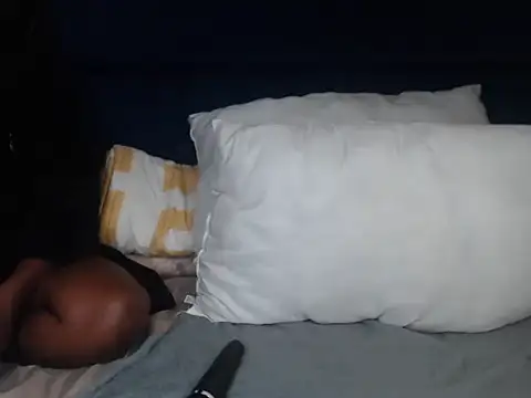 Snapshot of Sexybae799 chatting on December 15, 2025, 8:24 pm Sexybae799 online show from December 15, 2025, 8:24 pm