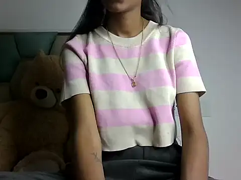 Snapshot of Marathi_amruta1 chatting on December 15, 2025, 5:55 am Marathi amruta1 online show from December 15, 2025, 5:55 am