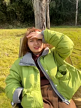 Snapshot of bibi347127 chatting on December 5, 2025, 4:21 am bibi347127 online show from December 5, 2025, 4:21 am